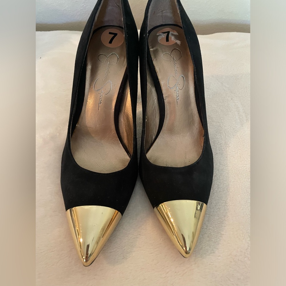 Used Jessica Simpson Black and Gold heals